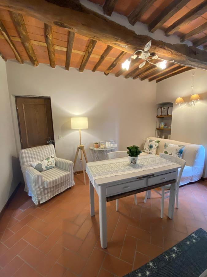 Вілла La Casa Sui Colli Uzzano Екстер'єр фото