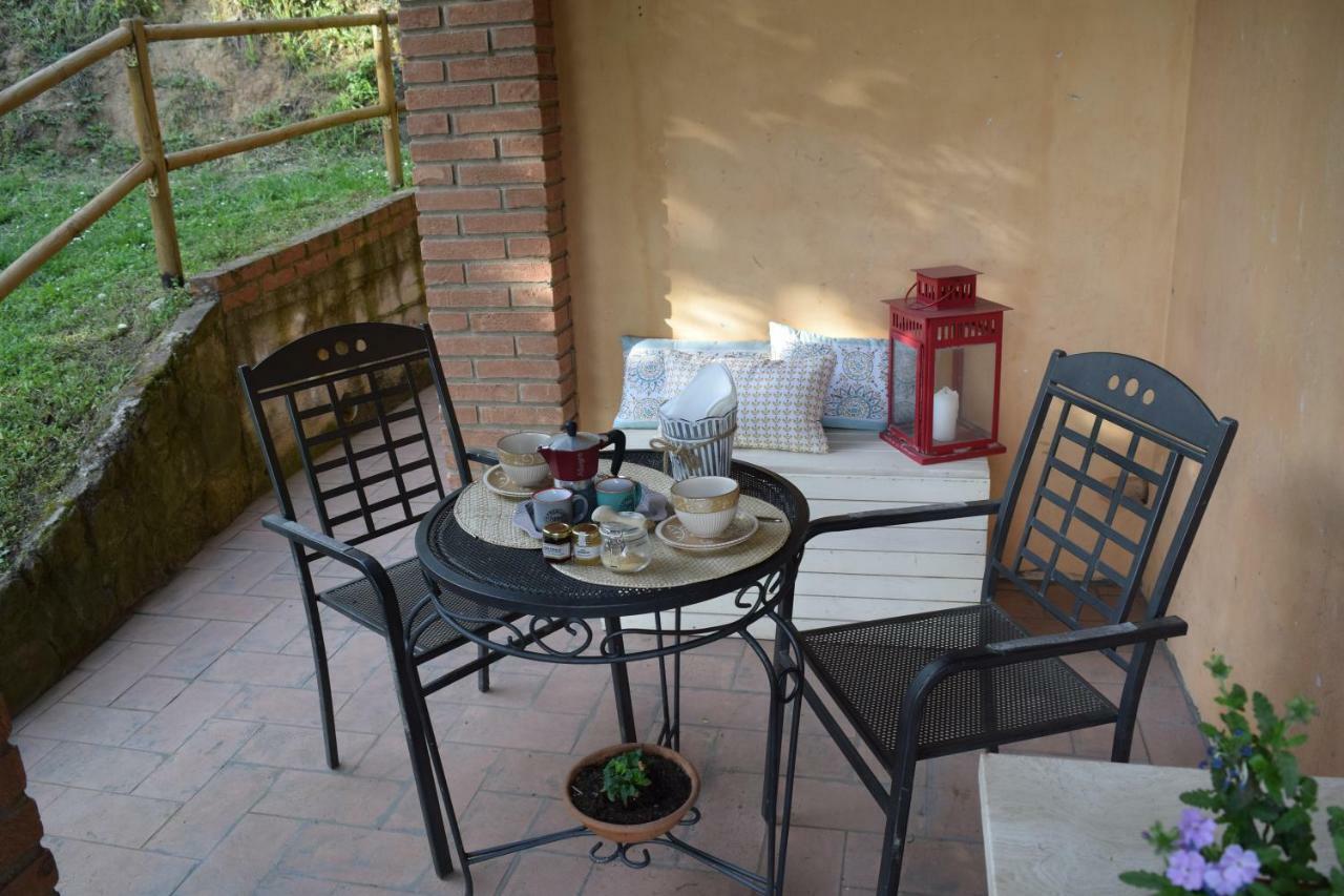 Вілла La Casa Sui Colli Uzzano Екстер'єр фото