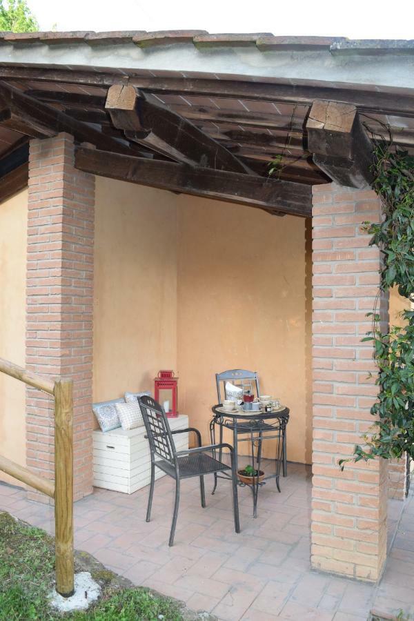 Вілла La Casa Sui Colli Uzzano Екстер'єр фото